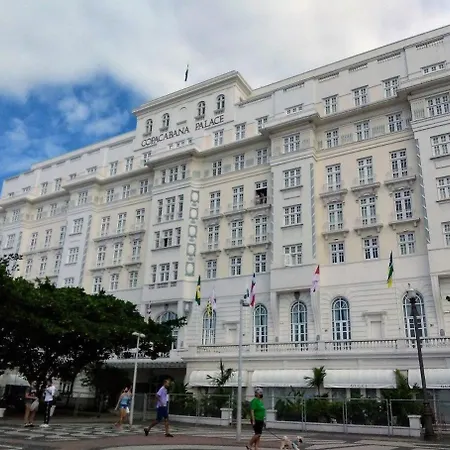 Suh Copacabana 04 Live In A Film The Rio Way!